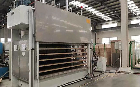 เครื่องพิมพ์ร้อน 100T เครื่องพิมพ์ร้อนสําหรับการผลิตแผ่นผงผึ้งอลูมิเนียม