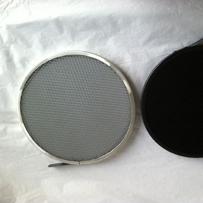 ไฟจราจร อลูมิเนียม Honeycomb Grid Core ด้วยกรอบต่าง ๆ ที่กําหนดเอง