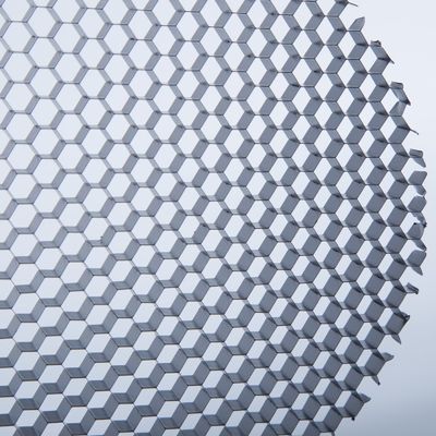 แกนรังผึ้งอะลูมิเนียม Al3003 รังผึ้งบานเกล็ดตะแกรงไฟสีธรรมชาติ