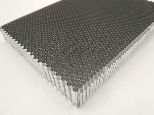 3.2mm ขนาดเซลล์ 3003 5052 อลูมิเนียมเนื้อผึ้งสําหรับกรองอากาศ