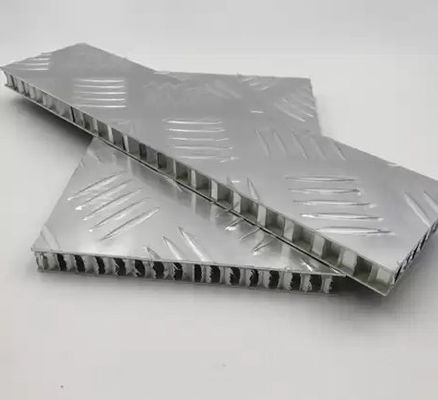 รถบัส รถไฟฟ้า เรือ อลูมิเนียม แผ่นผงผึ้ง, แผ่นประตูผงผึ้ง 1220x2440mm