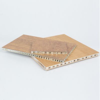 EN45545 HL2 HPL อลูมิเนียมผสมผสมผสมสําหรับรถไฟ