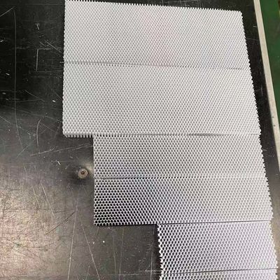 500x500 มิลลิเมตร ผสมผึ้ง Photocatalyst ฟิลเตอร์แกนสําหรับการกําจัดกลิ่น