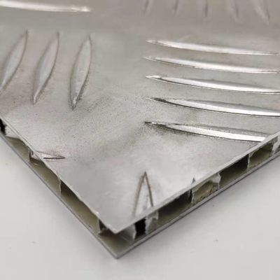 แผ่นพื้นอัลลูมิเนียม anti-skid honeycomb 1300x2000mm