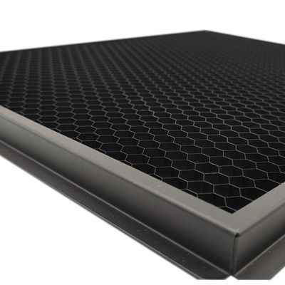 แอนติเกเลอร์ อลูมิเนียม Honeycomb ลูเวอร์สําหรับหลากหลาย LED เติมแสง