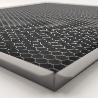 110 มิลลิเมตร Anti Glare Honeycomb Louver อลูมิเนียม ไมโครโพโรส